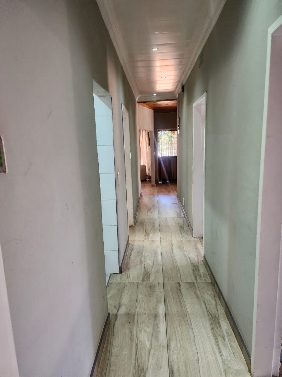 3 Bedroom Property for Sale in Manzil Park North West